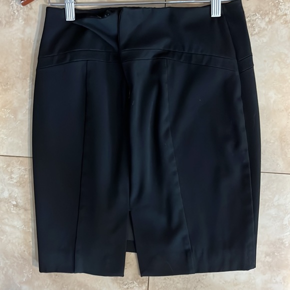 Size 2 Black Express Pencil Skirt - Picture 2 of 4